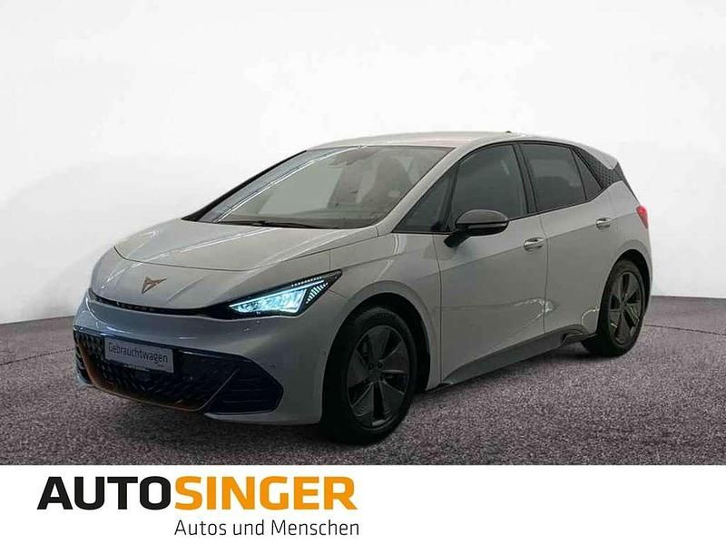 Eisweiß Gebraucht 2023 Cupra Born Kleinwagen | 24.680 € (Fairer Preis) - Bild 1/4