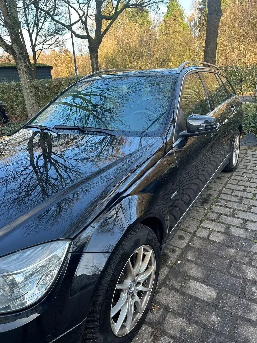 Gebraucht Mercedes C200 184 PS (135 kW) 2010 Schwarz Limousine
