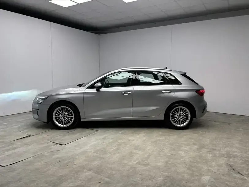 Gebraucht Audi A3 Advanced 150 PS (110 kW) 2023 Florettsilber Limousine
