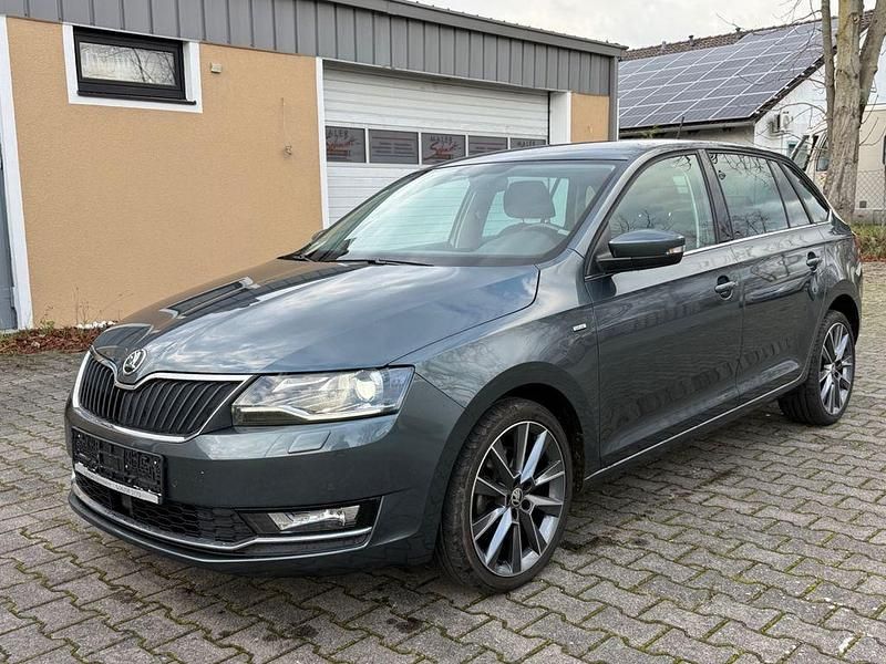 Gebraucht Skoda Rapid Drive 116 PS (85 kW) 2018 Grau Limousine