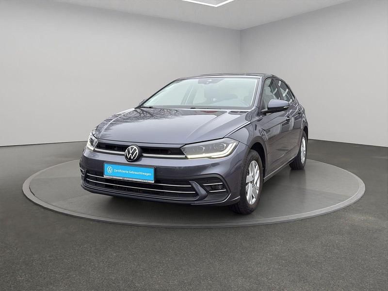Gebraucht VW Polo Style 95 PS (69 kW) 2022 Rauchgrau metallic Limousine