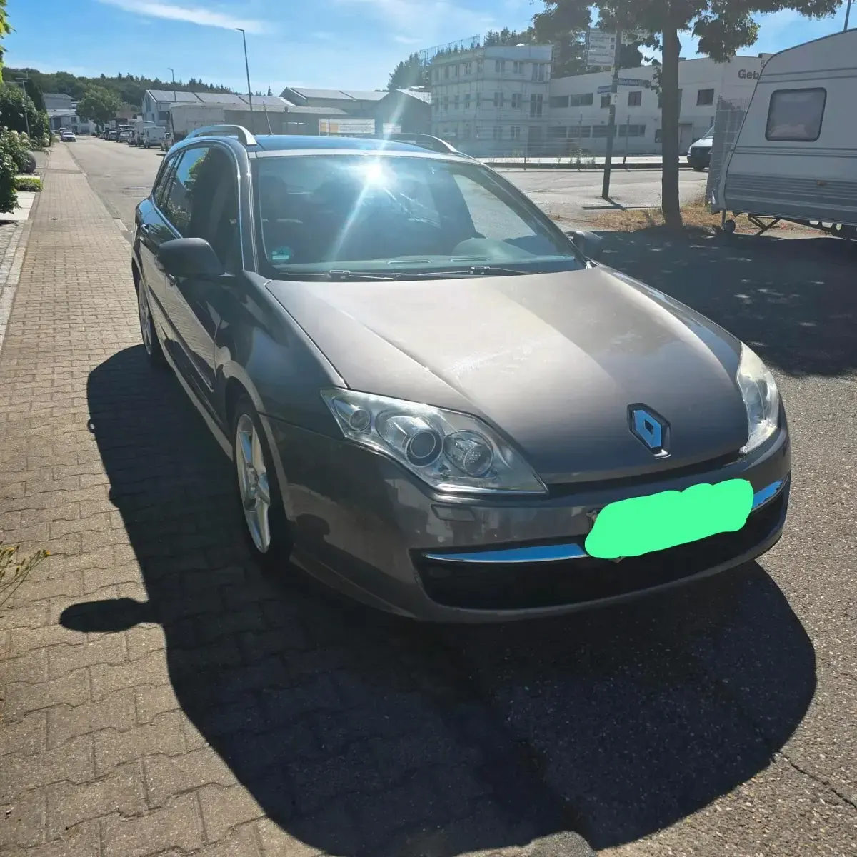 Gebraucht Renault Laguna III Initiale 235 PS (172 kW) 2010 Gold Kombi