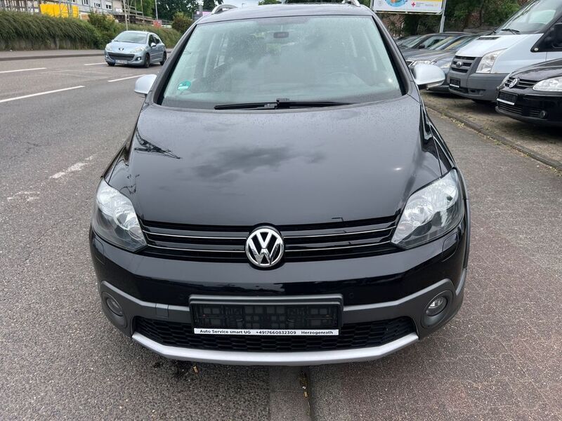 Schwarz Gebraucht 2012 VW Golf Plus Cross Van / Kleinbus | 7.990 € (Etwas zu teuer) - Bild 1/4