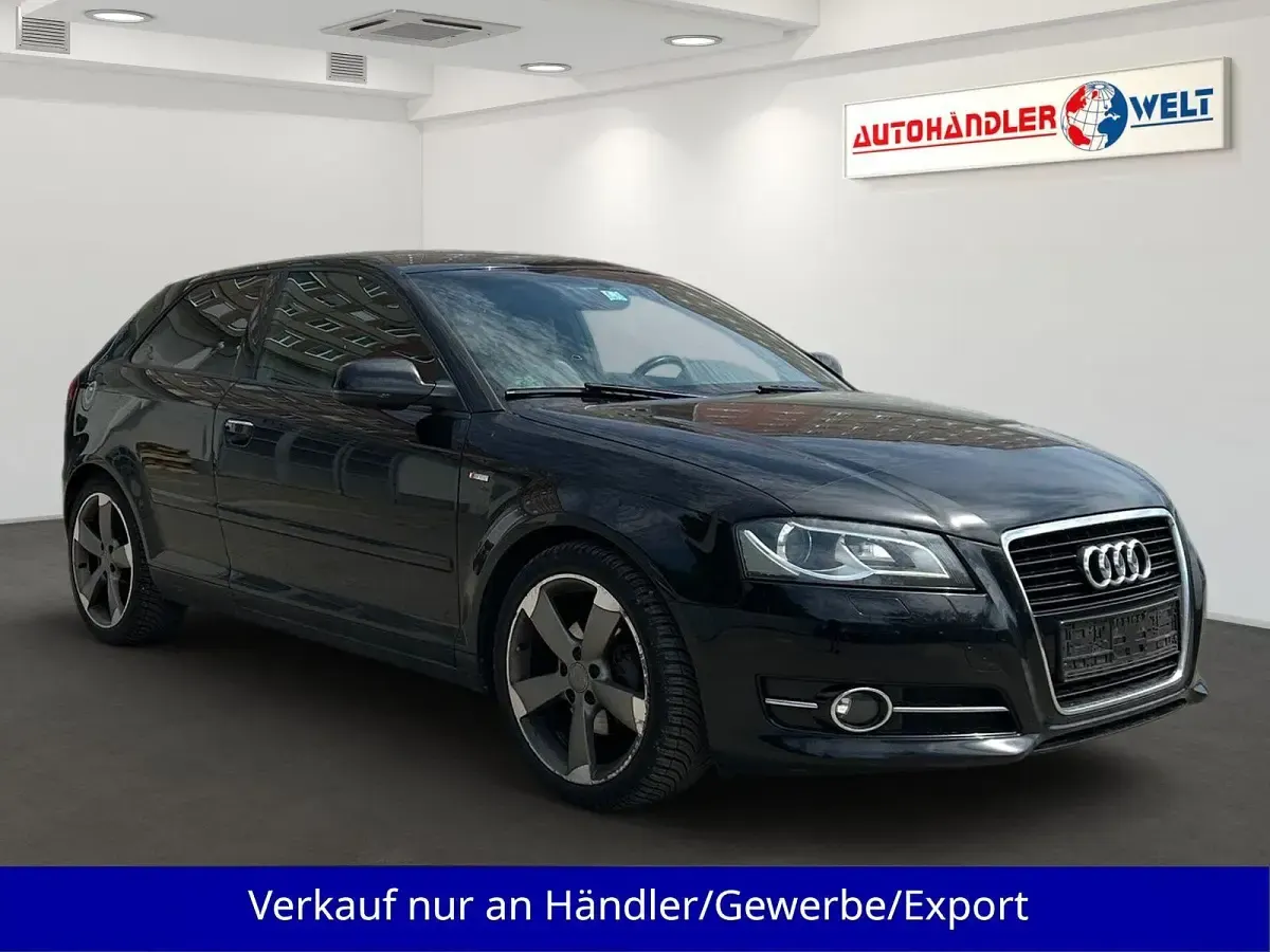 Gebraucht Audi A3 S-Line 125 PS (91 kW) 2011 Schwarz Kleinwagen