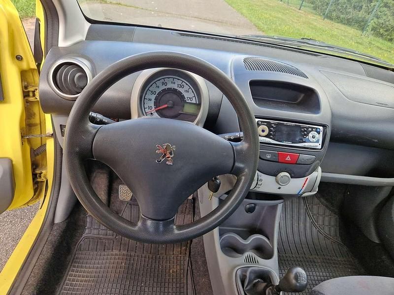 Gebraucht Peugeot 107 Filou 68 PS (50 kW) 2008 Gelb Kleinwagen