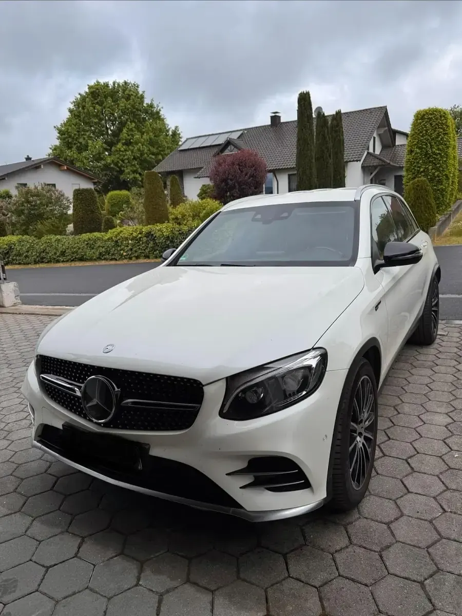 Gebraucht Mercedes GLC43 AMG AMG 369 PS (271 kW) 2016 Weiß SUV