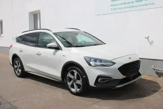 Usata Ford Focus Active X 125 CV (91 kW) 2021 Bianco Berlina