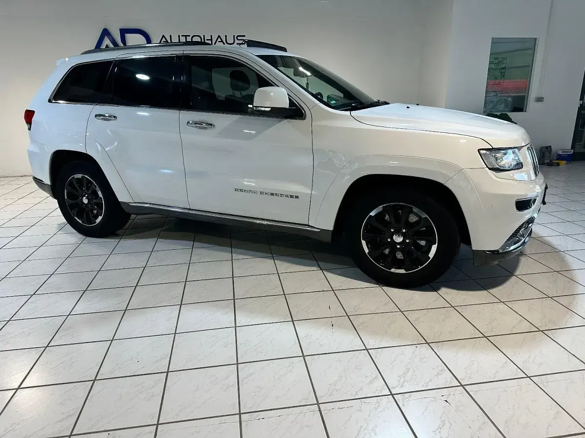 Gebraucht Jeep Grand Cherokee Summit 250 PS (183 kW) 2015 Weiß SUV