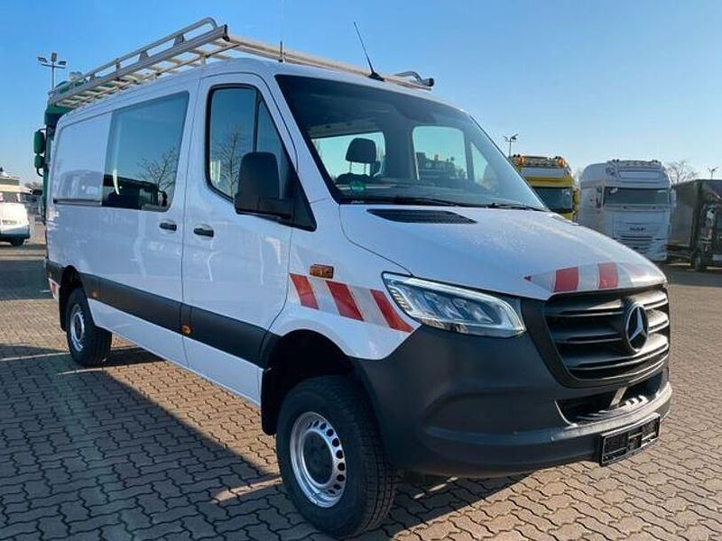 Gebraucht Mercedes Sprinter 190 PS (139 kW) 2022 Andere Van