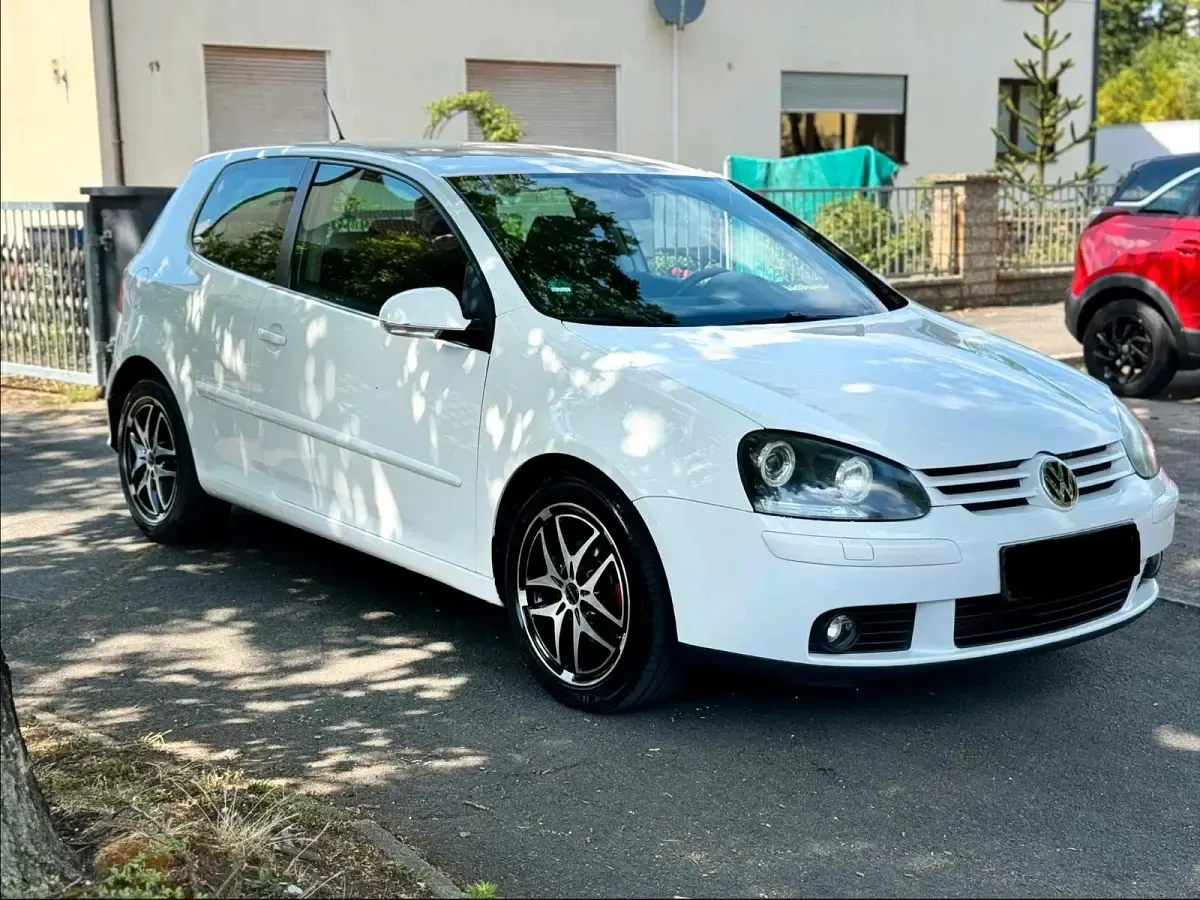 Gebraucht VW Golf Edition 80 PS (58 kW) 2008 Weiß Coupé