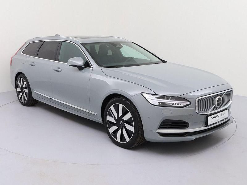 Gebraucht Volvo V90 Plus 398 PS (292 kW) 2025 Vapour grey Kombi