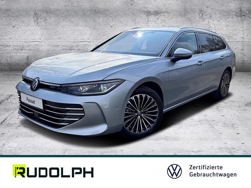 Oyster silver metallic Gebraucht 2025 VW Passat Elegance Kombi | 56.490 € (Teuer) - Bild 1/4