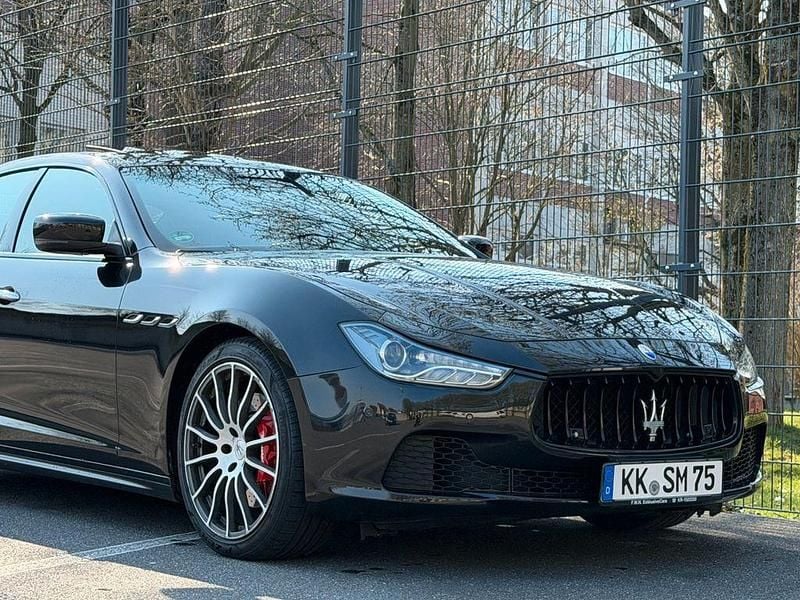 Gebraucht Maserati Ghibli 275 PS (202 kW) 2016 Schwarz Limousine