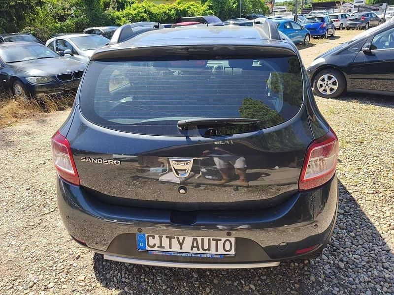 Gebraucht Dacia Sandero Prestige 90 PS (66 kW) 2017 Grau Kleinwagen