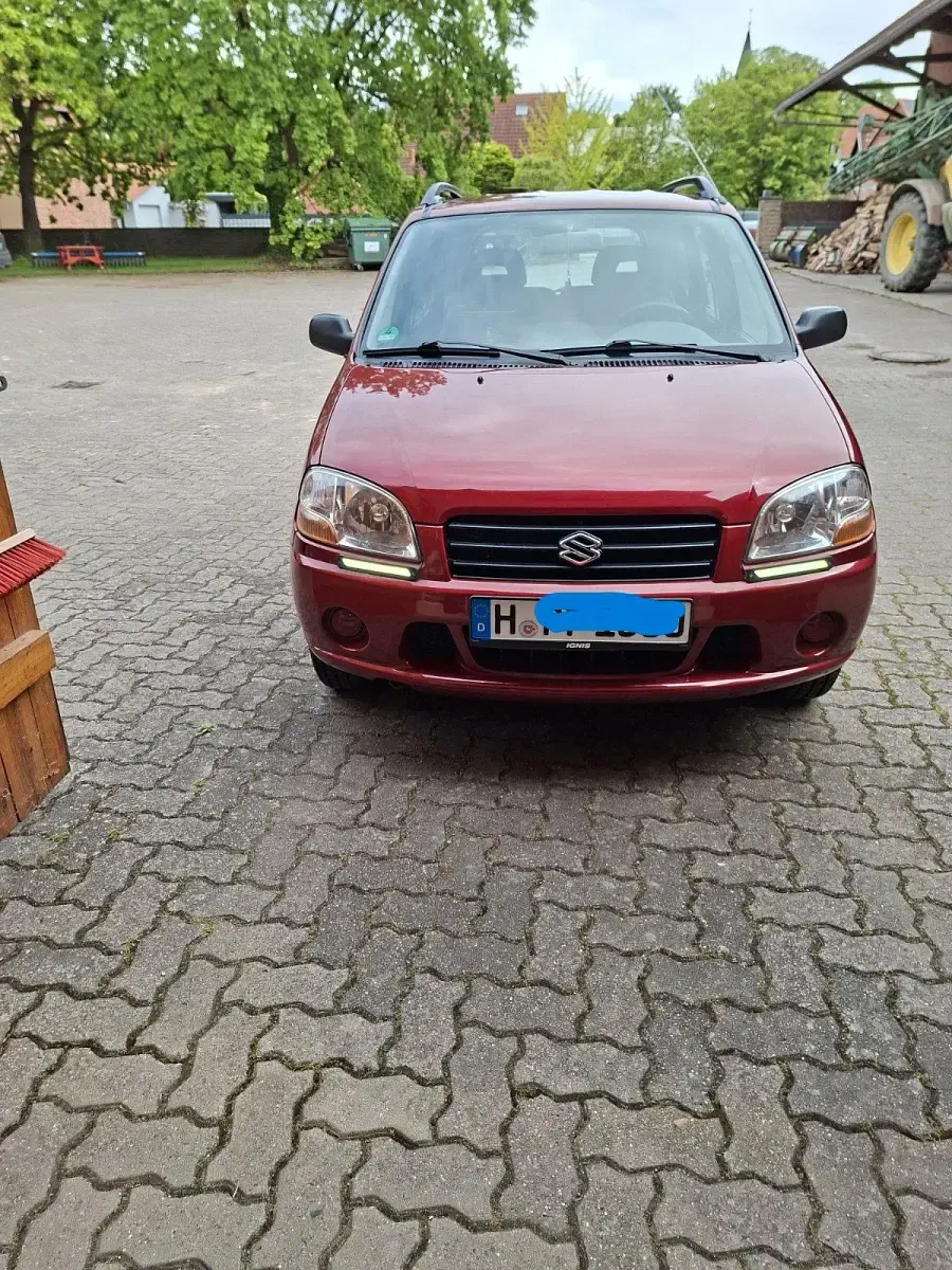 Second-hand Suzuki Ignis 83 CP (61 kW) 2002 Roșu Hatchback