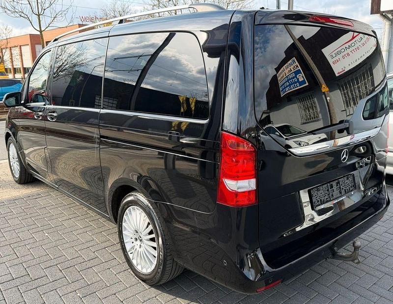 Gebraucht Mercedes V220 Sport 163 PS (119 kW) 2020 Schwarz Van / Kleinbus