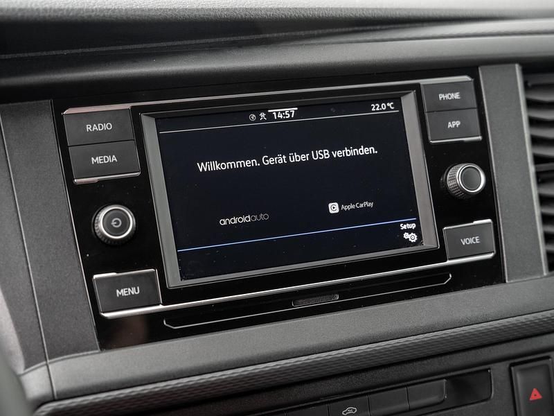 Gebraucht VW T6.1 110 PS (80 kW) 2024 Weiß Van