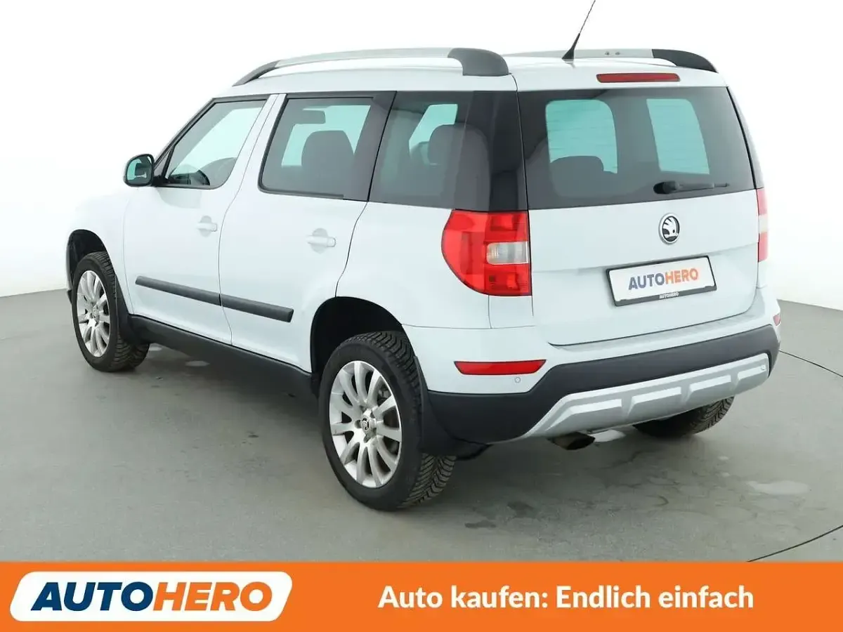 Gebraucht Skoda Yeti Ambition 105 PS (77 kW) 2015 Weiß SUV