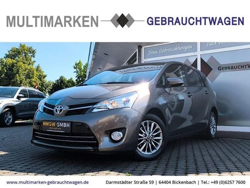 Grau Gebraucht 2017 Toyota Verso Edition-S Van / Kleinbus | 16.990 € (Fairer Preis) - Bild 1/4