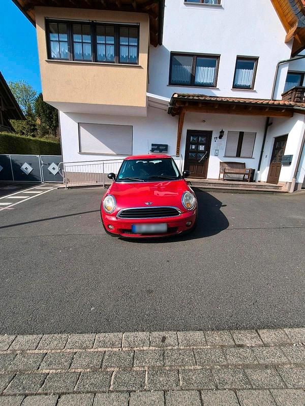 Usata Mini ONE 80 CV (58 kW) 2009 Rosso Utilitaria