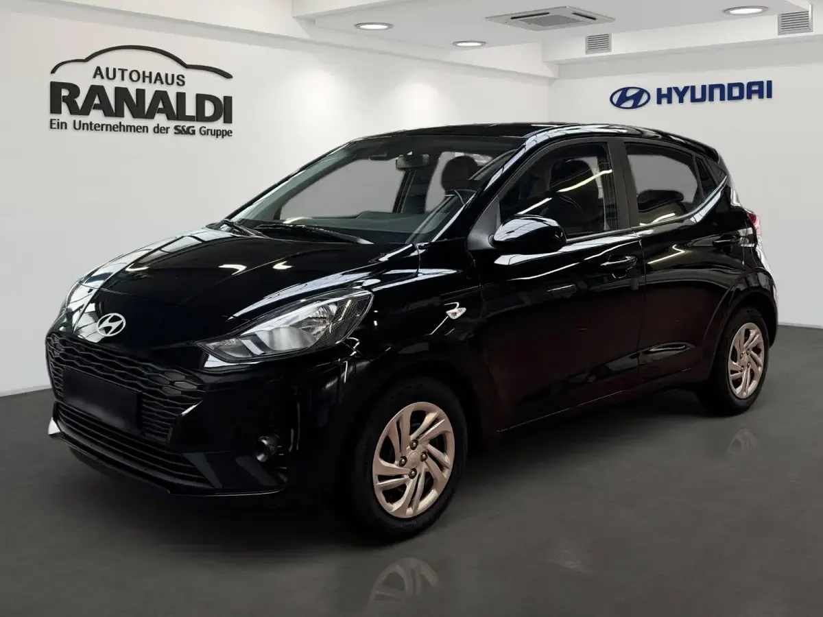 Gebraucht Hyundai i10 Select 63 PS (46 kW) 2025 Kleinwagen