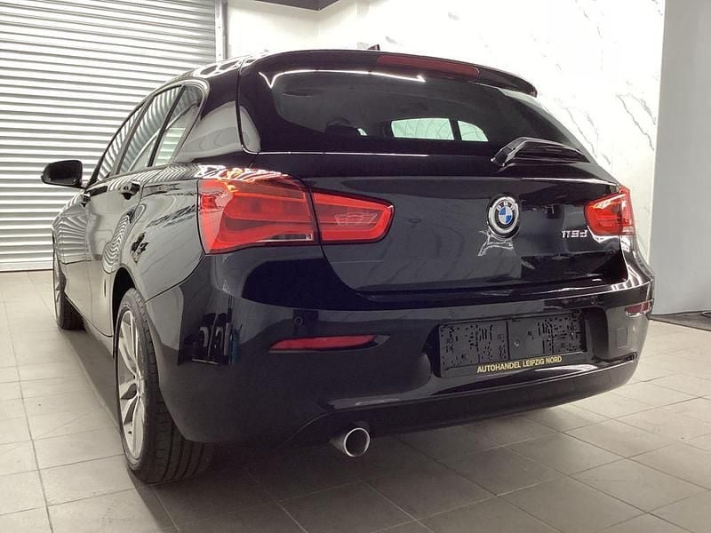 Gebraucht BMW 118 Advantage 150 PS (110 kW) 2019 Schwarz Kleinwagen