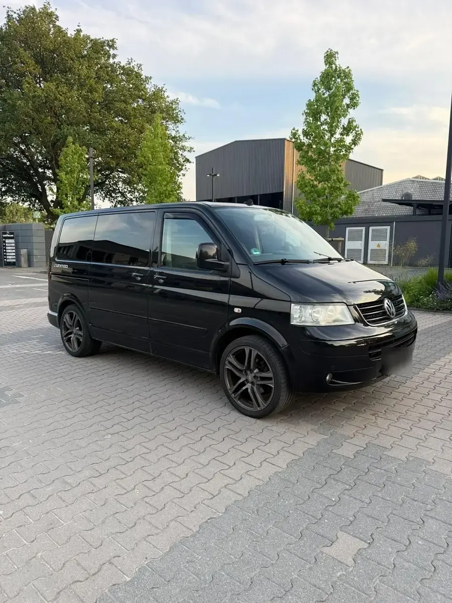Gebraucht VW Multivan 174 PS (127 kW) 2008 Schwarz Van / Kleinbus