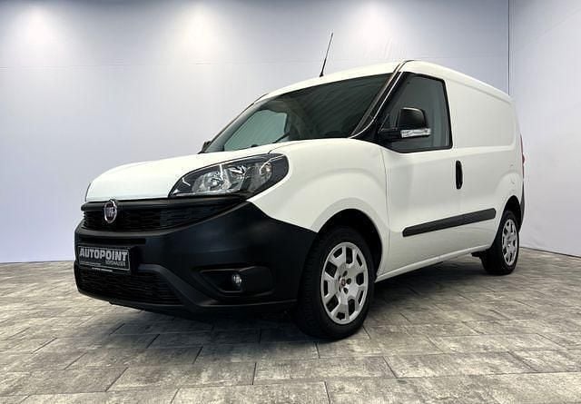 Weiß Gebraucht 2021 Fiat Doblò Van / Kleinbus | 7.980 € (Guter Preis) - Bild 1/4