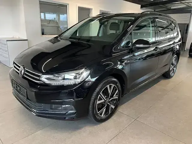 Gebraucht VW Touran Comfortline 150 PS (110 kW) 2024 Schwarz Van / Kleinbus