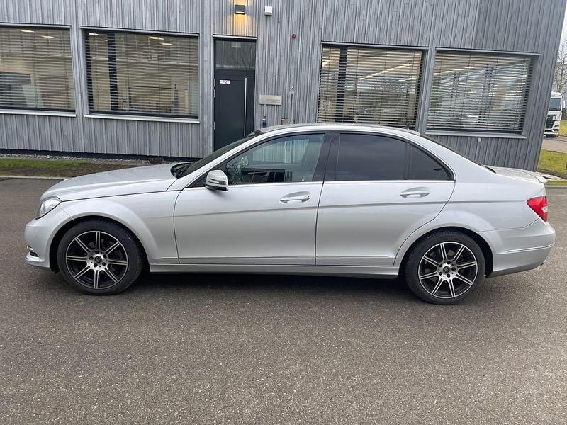 Gebraucht Mercedes C220 170 PS (125 kW) 2013 Silber Limousine