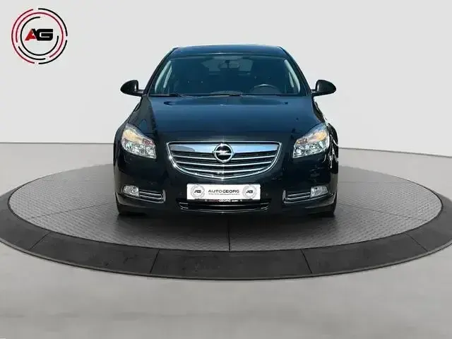 Gebraucht Opel Insignia 194 PS (142 kW) 2012 Schwarz Limousine