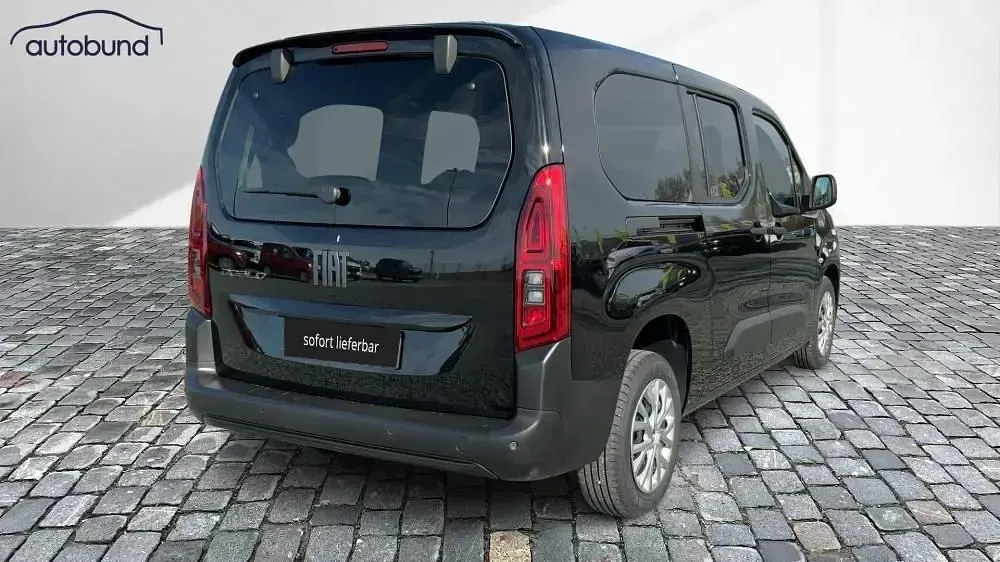 Neu Fiat Doblò 131 PS (96 kW) 2025 Schwarz Van / Kleinbus