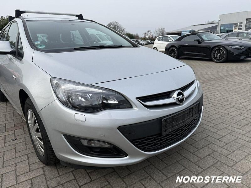 Gebraucht Opel Astra Edition 110 PS (80 kW) 2016 Silber Kombi