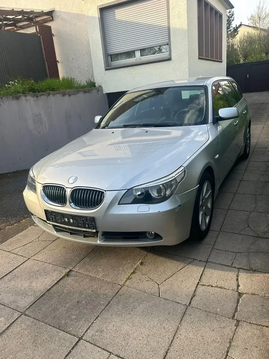 Używany BMW 530 231 KM (169 kW) 2006 Srebrny Kombi