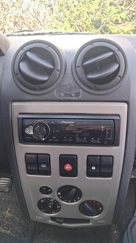 Gebraucht Dacia Logan 75 PS (55 kW) 2008 Blau Kombi