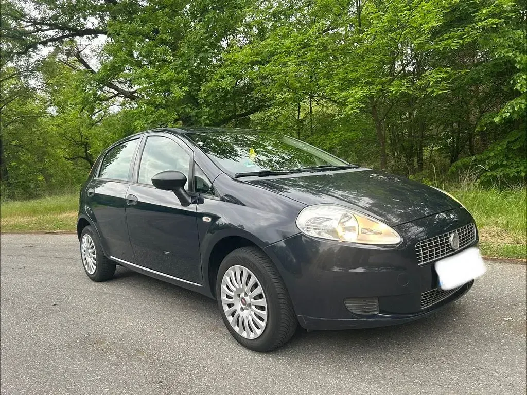 Gebraucht Fiat Grande Punto Active 65 PS (47 kW) 2009 Blau Kleinwagen