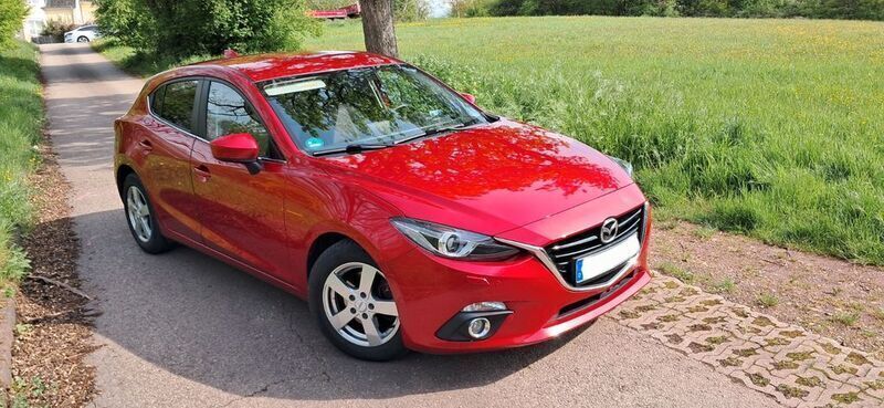 Rot Gebraucht 2014 Mazda 3 Inclusive Limousine | 10.850 € (Guter Preis) - Bild 1/4
