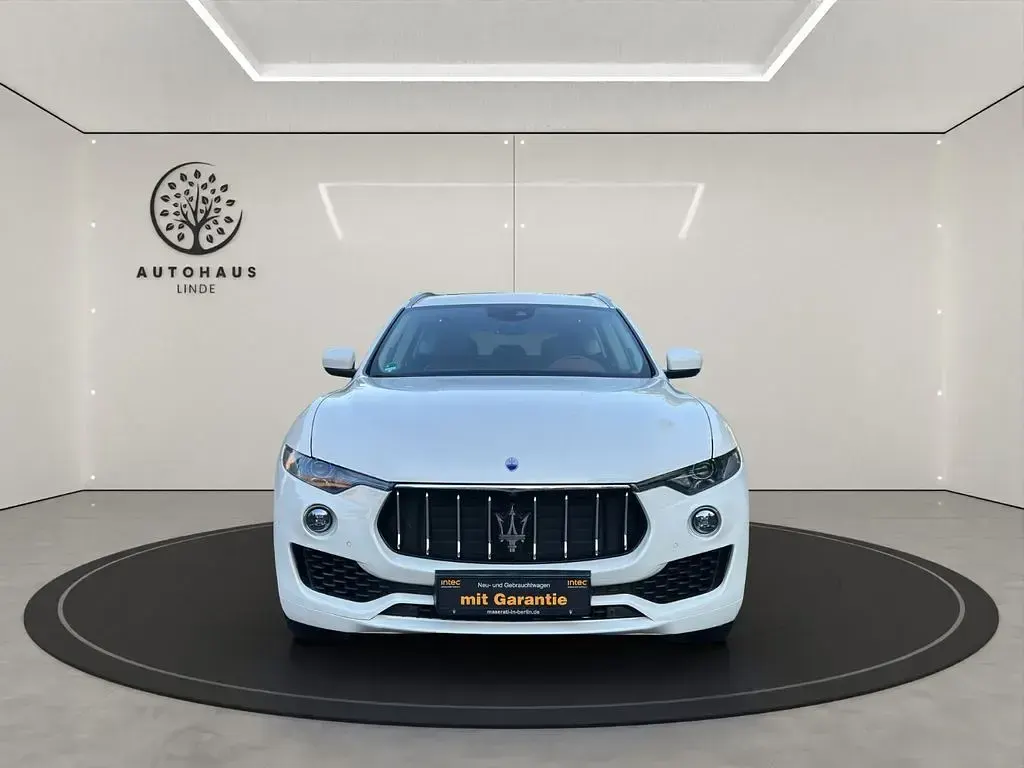 Gebraucht Maserati Levante 430 PS (316 kW) 2016 Weiß SUV