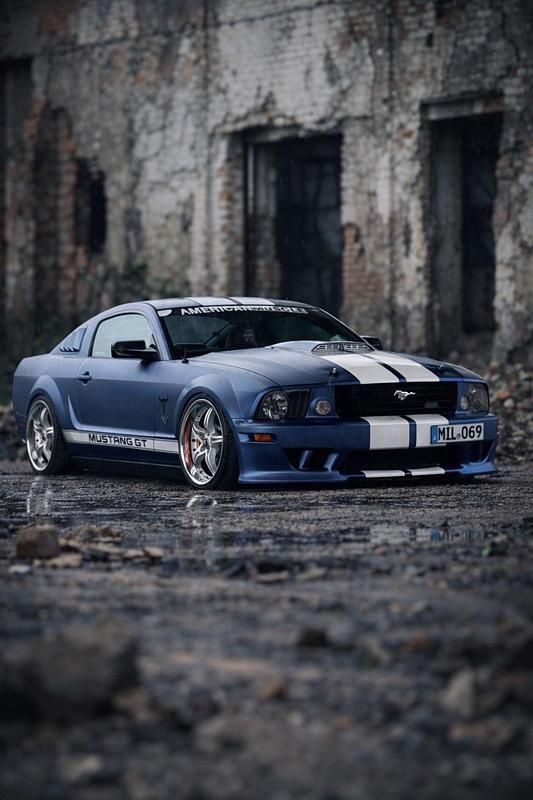 Schwarz Gebraucht 2005 Ford Mustang GT Coupé | 16.500 € (Fairer Preis) - Bild 1/4