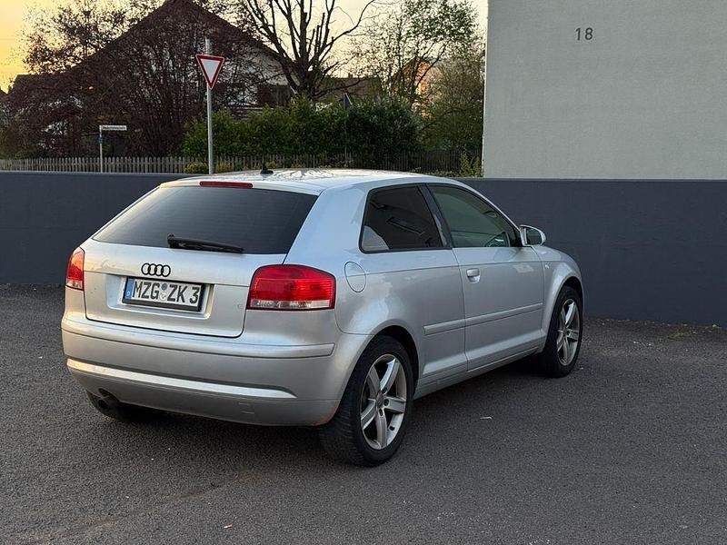 Gebraucht Audi A3 Ambition 102 PS (75 kW) 2008 Silber Kleinwagen