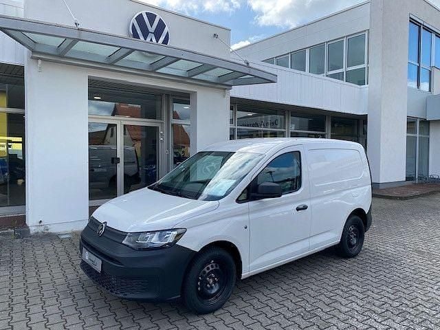 Gebraucht VW Caddy Basis 114 PS (83 kW) 2023 Candyweiß Van / Kleinbus