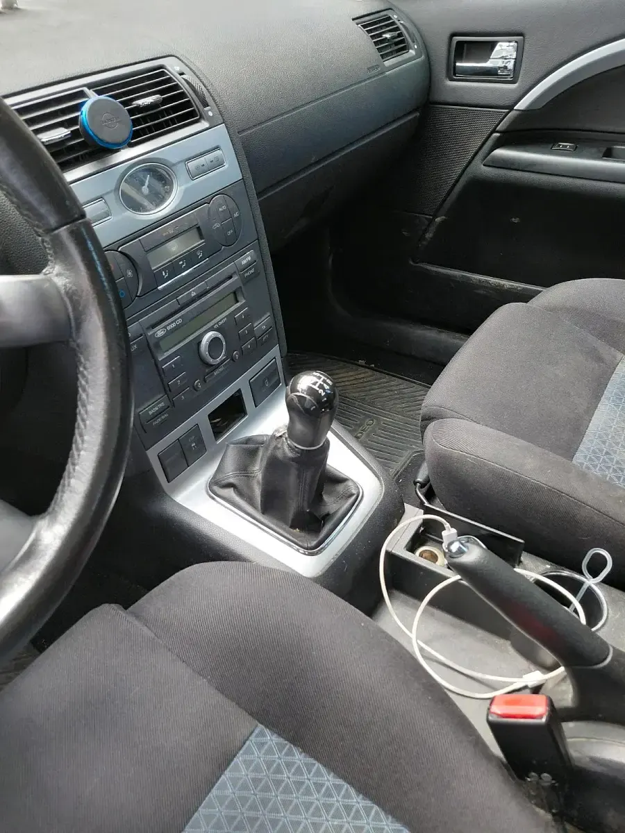 Gebraucht Ford Mondeo 125 PS (91 kW) 2006 Kombi