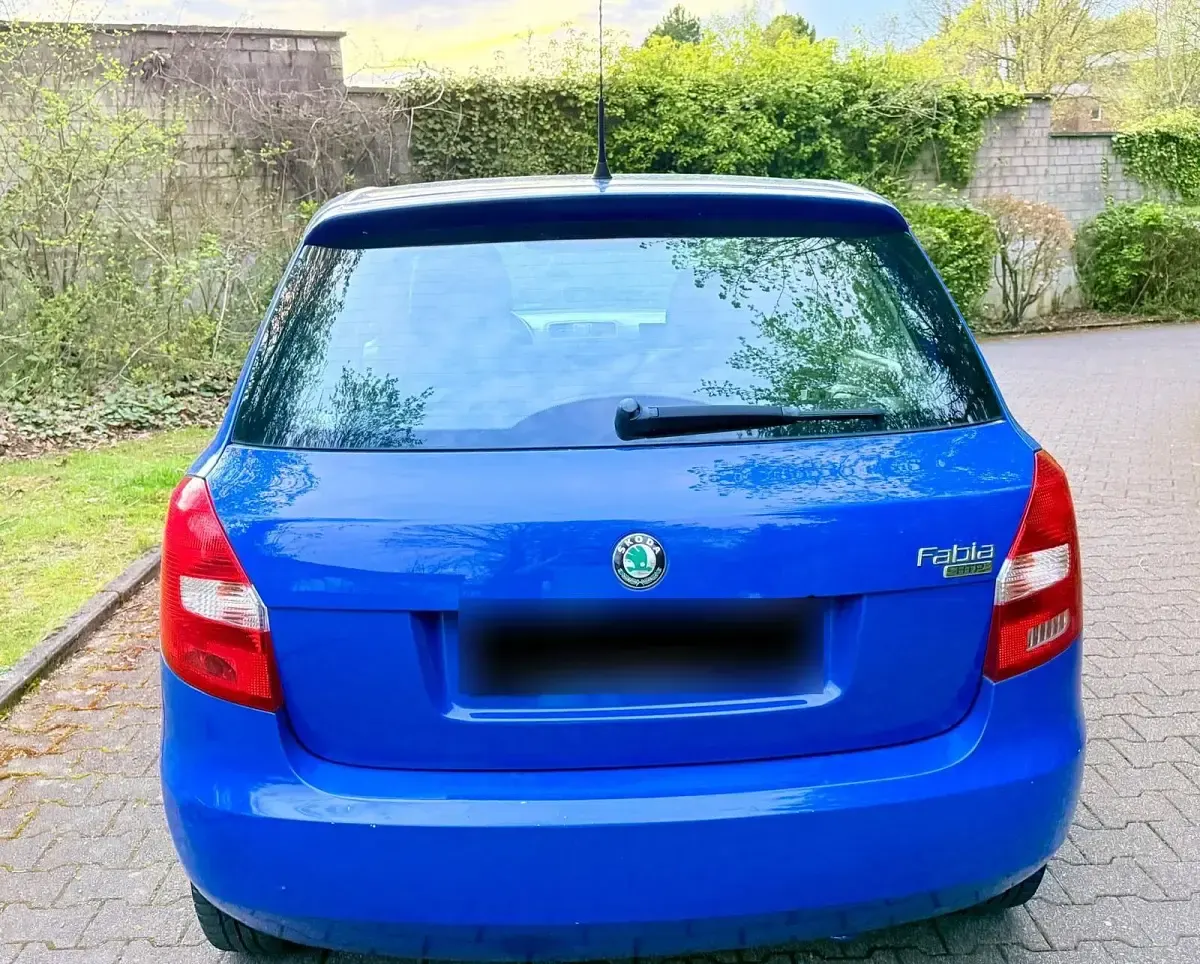 Gebraucht Skoda Fabia 69 PS (50 kW) 2009 Blau Kleinwagen