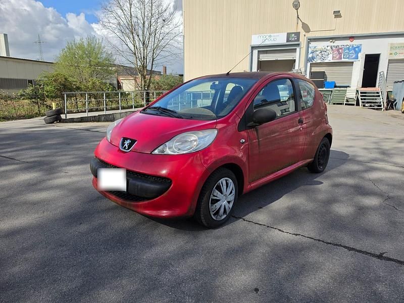 Gebraucht Peugeot 106 68 PS (50 kW) 2008 Rot Kleinwagen