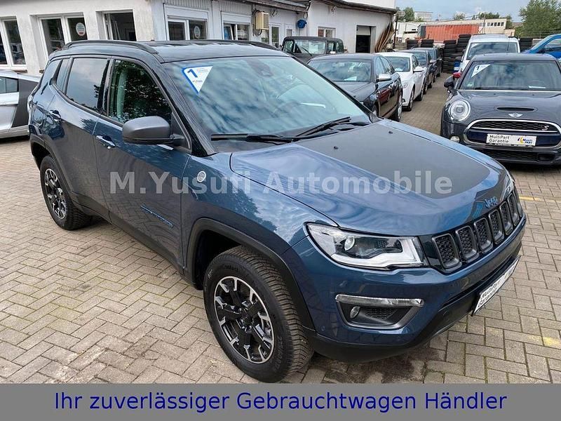 Gebraucht Jeep Compass Trailhawk 179 PS (131 kW) 2021 Blau SUV