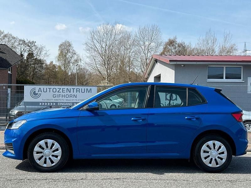 Gebraucht Skoda Fabia Active 65 PS (47 kW) 2023 Blau Kleinwagen