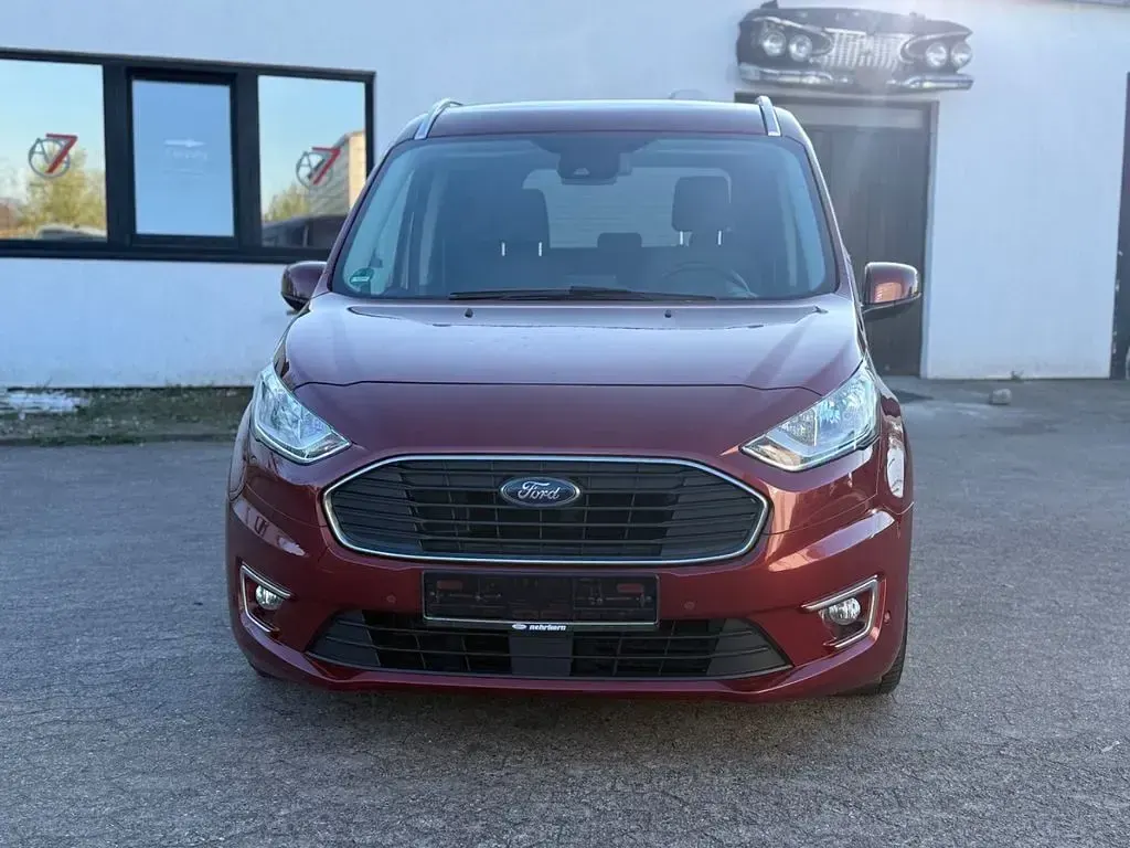 Gebraucht Ford Tourneo Connect Titanium 101 PS (74 kW) 2018 Rot Van / Kleinbus