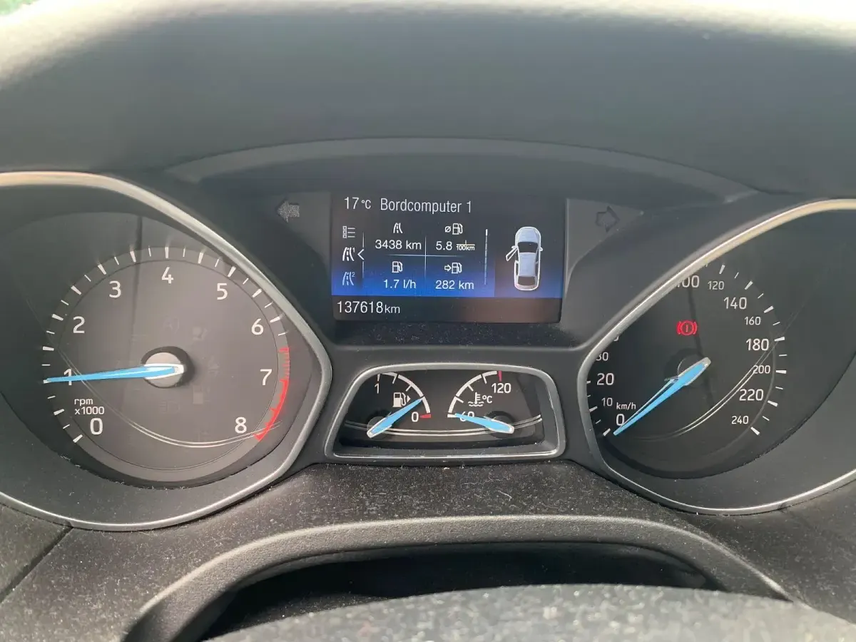 Gebraucht Ford Focus ST-Line 140 PS (102 kW) 2018 Schwarz Kombi