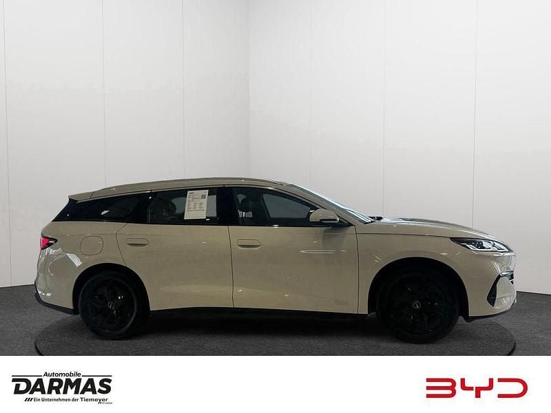 Neu BYD Seal Boost 184 PS (135 kW) 2026 Beige Limousine