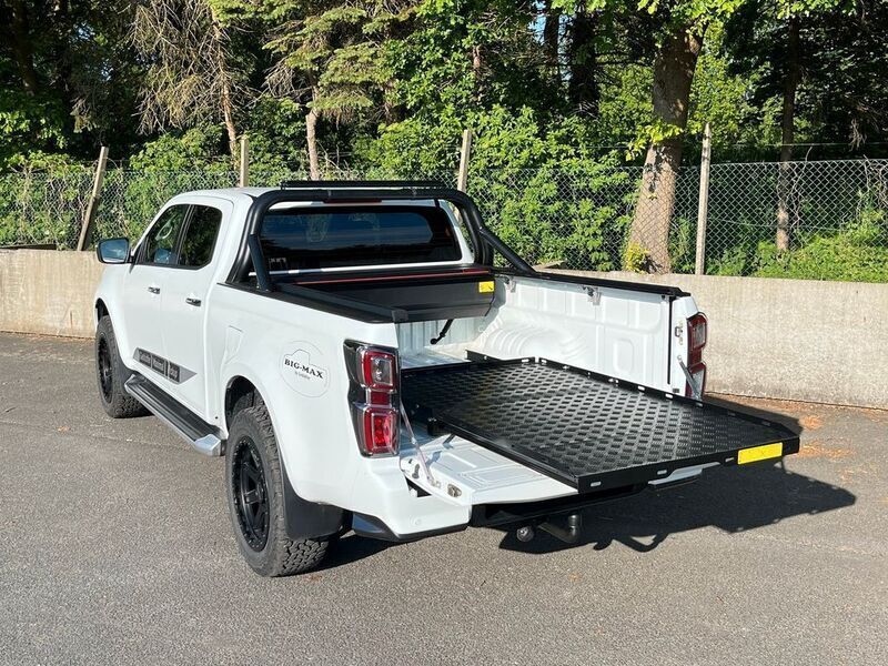 Gebraucht Isuzu D-Max 163 PS (119 kW) 2023 Splash white Abholung